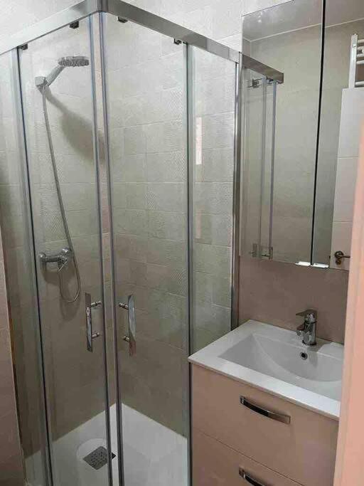 Piso 3 Habitaciones, Centro De Colombres Hasta 8 Personas المظهر الخارجي الصورة